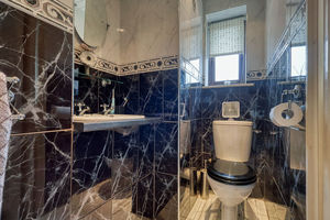 Master Ensuite- click for photo gallery